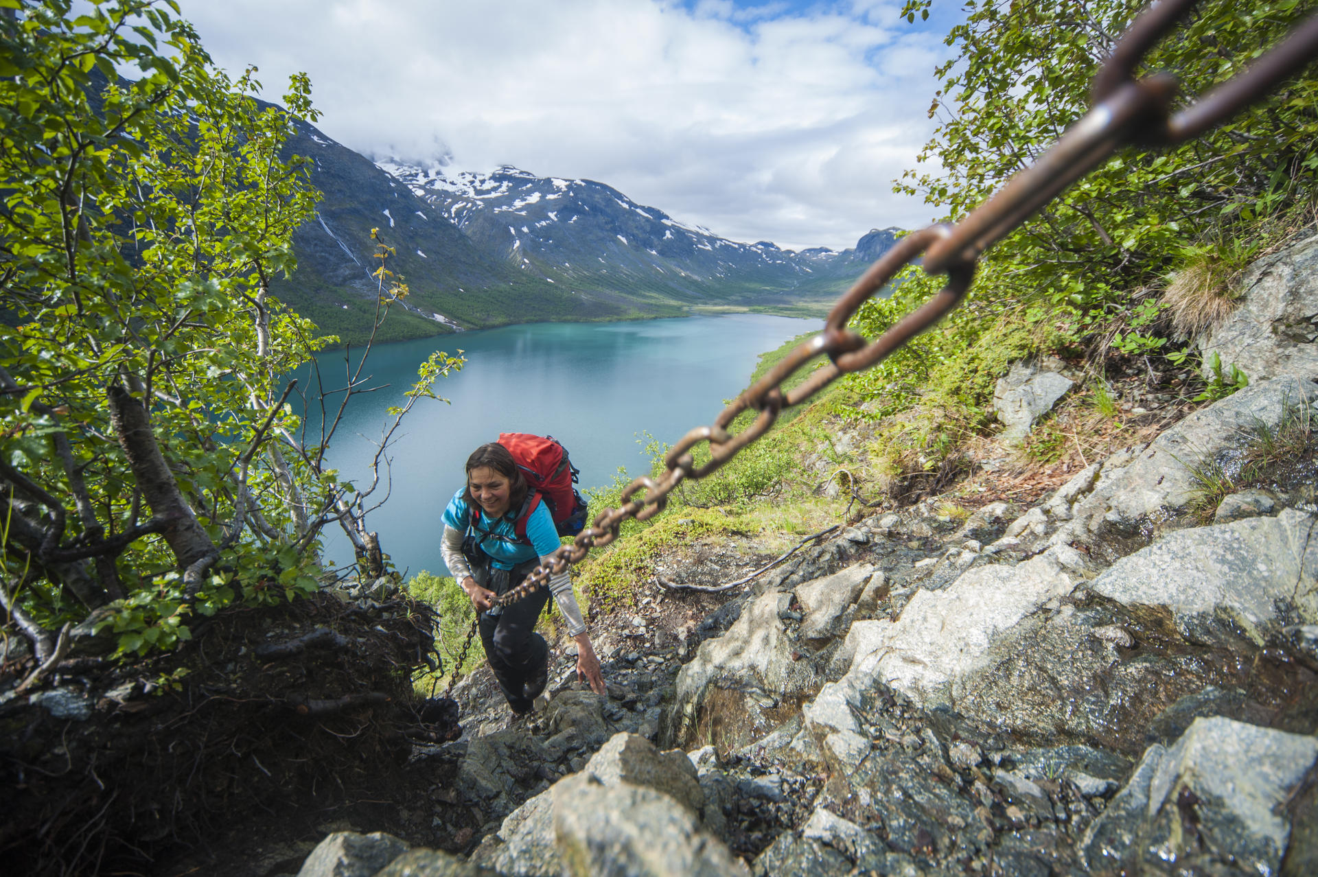 Hiking Jotunheimen Mountains to The Fjords@SindreThoresenL&oslash;nnes(1)