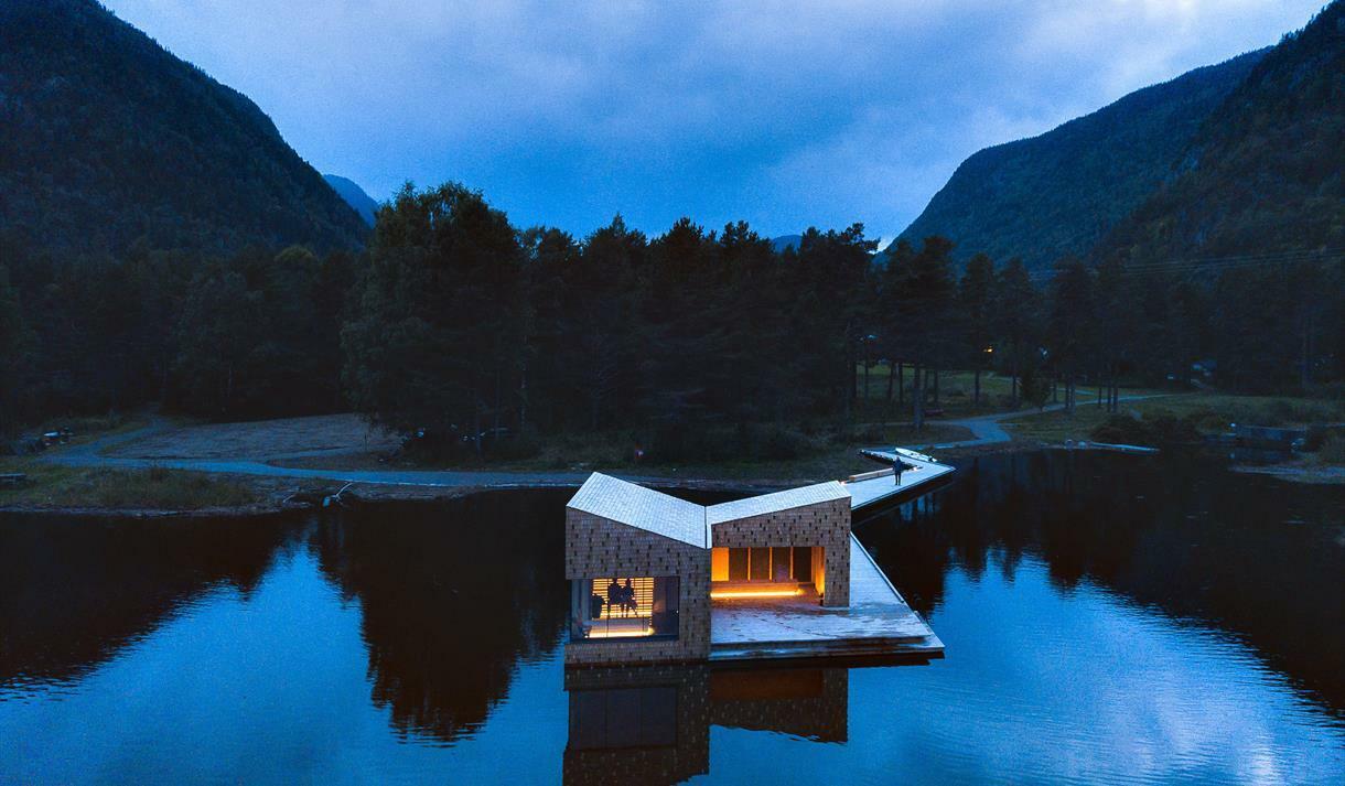 Trolltunga Preikestolen and Kjerag(3)