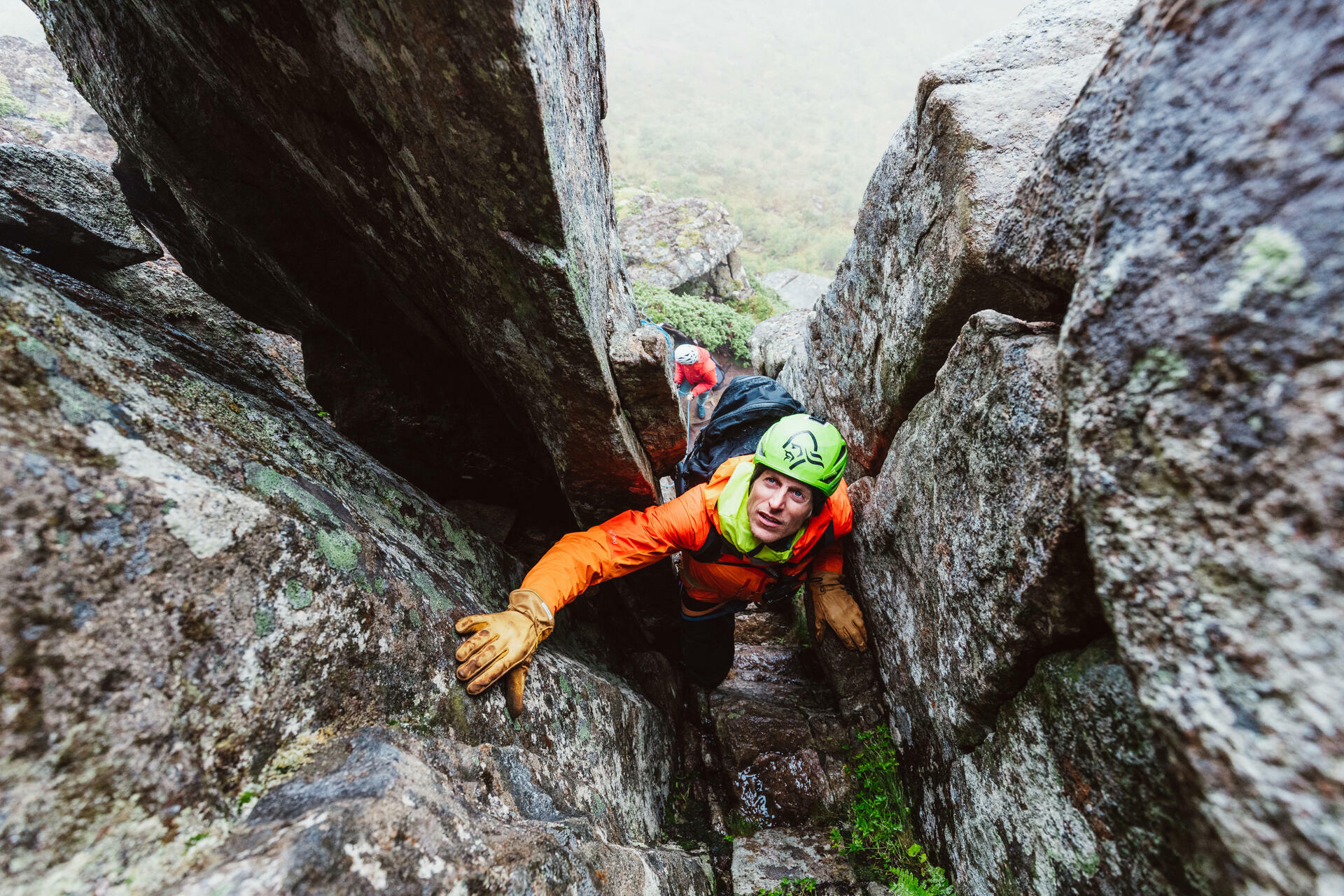 SS22-falketind-Hamar&oslash;yskaftet@ChrisHolter_E5A1109 (1)