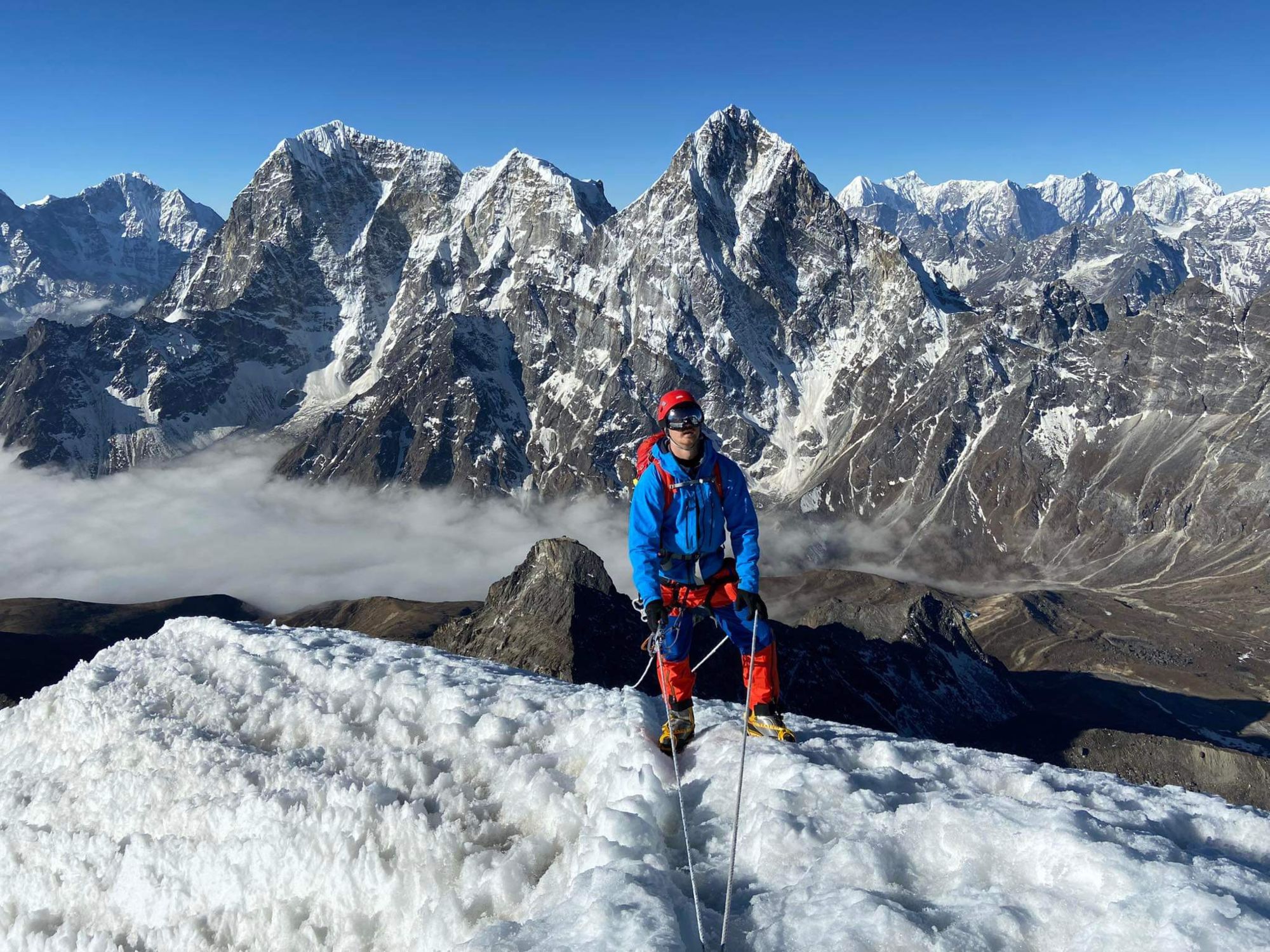 Lobuche-2023@PeaksofNepal (3)