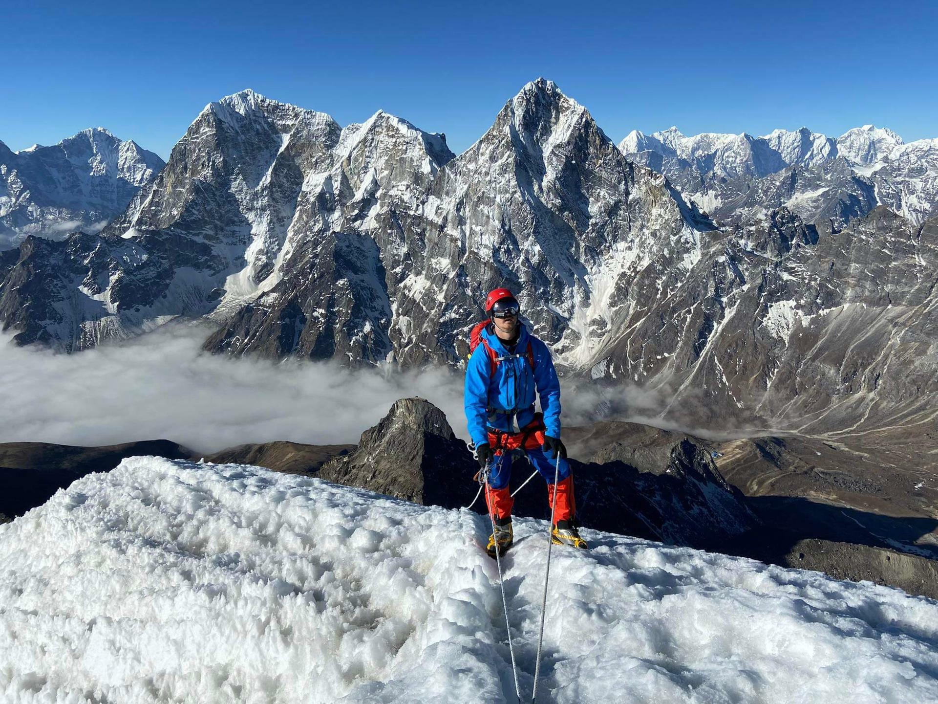 Lobuche-2023@PeaksofNepal (3)